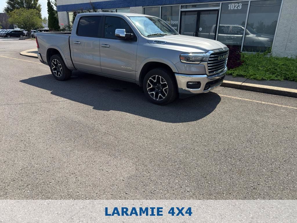Used 2025 RAM 1500 Laramie AWD/4WD image 1