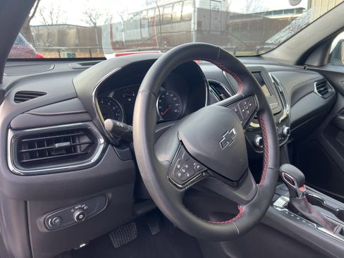 Used 2024 Chevrolet Equinox RS image 11