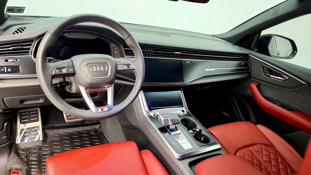Used 2024 Audi SQ8 Premium Plus AWD/4WD image 31