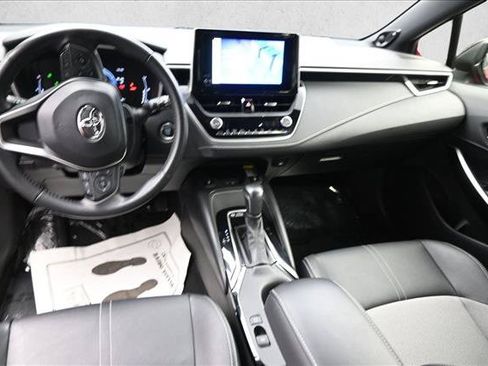 Used 2025 Toyota Corolla XSE FWD image 20