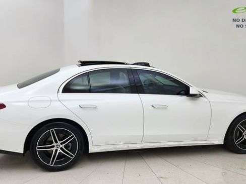 Used 2024 Mercedes-Benz E 350 4MATIC Sedan image 6