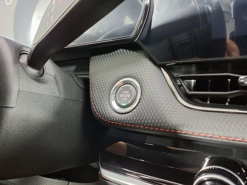 New 2026 Chevrolet Equinox RS image 12