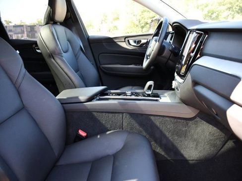 Certified 2025 Volvo XC60 B5 Plus AWD/4WD image 26