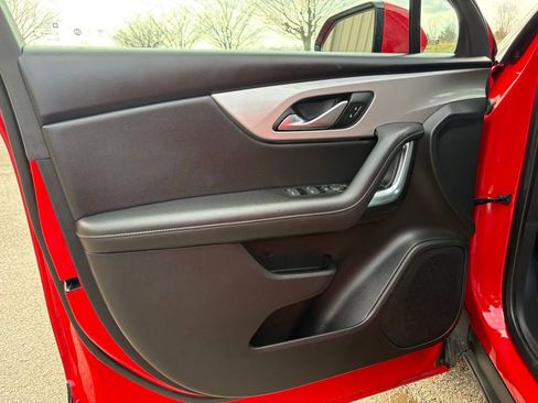 Used 2021 Chevrolet Blazer LT image 19
