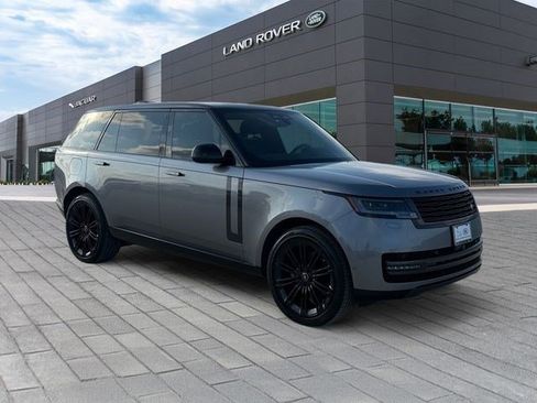 Used 2024 Land Rover Range Rover Long Wheelbase SE AWD/4WD image 7