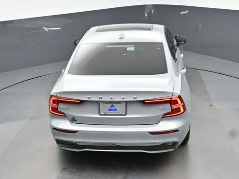 Used 2025 Volvo S60 B5 Plus FWD image 43