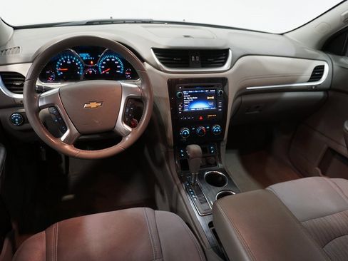 Used 2015 Chevrolet Traverse LT w/ Style and Technology Package image 14