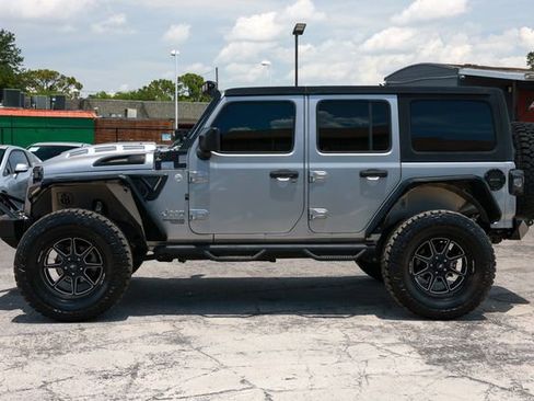 Used 2018 Jeep Wrangler Unlimited Sport S AWD/4WD image 4