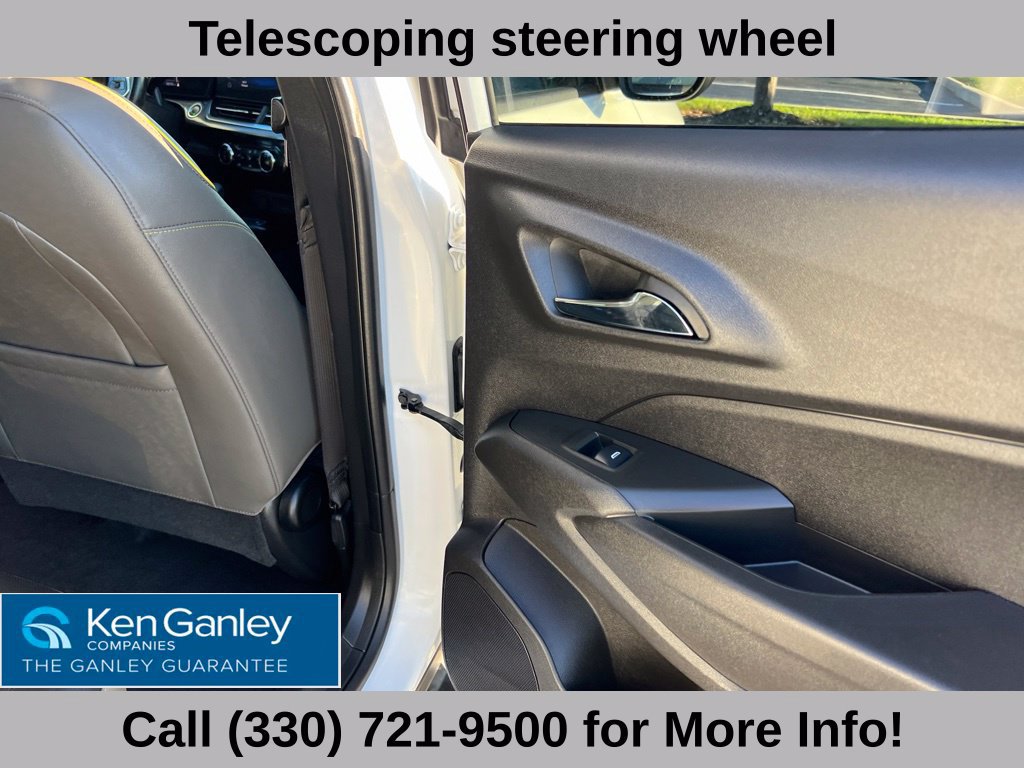 Used 2025 Chevrolet Trax ACTIV w/ Sunroof Package FWD image 52