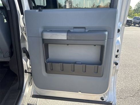 Used 2011 Ford F250 XLT image 20