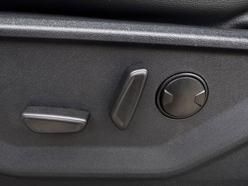 New 2026 Ford F250 Lariat image 24