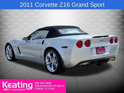 Used 2011 Chevrolet Corvette Grand Sport w/ Preferred Equipment Group image 2