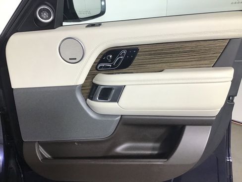 Used 2019 Land Rover Range Rover Supercharged AWD/4WD image 21