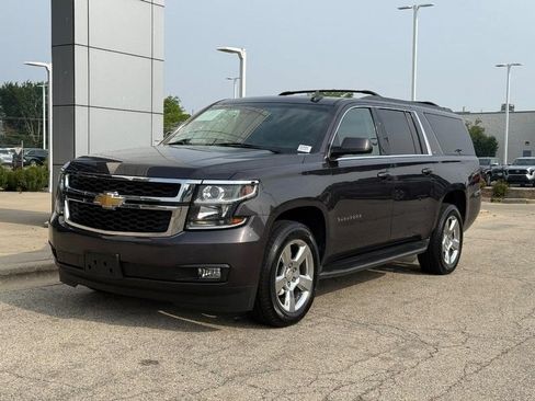 Used 2016 Chevrolet Suburban LT AWD/4WD image 7