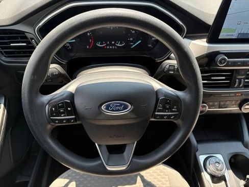 Used 2020 Ford Escape SE FWD image 24