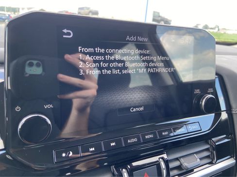 Used 2025 Nissan Pathfinder Platinum w/ Cargo Package FWD image 28