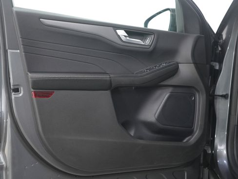 Used 2024 Ford Escape SE image 22