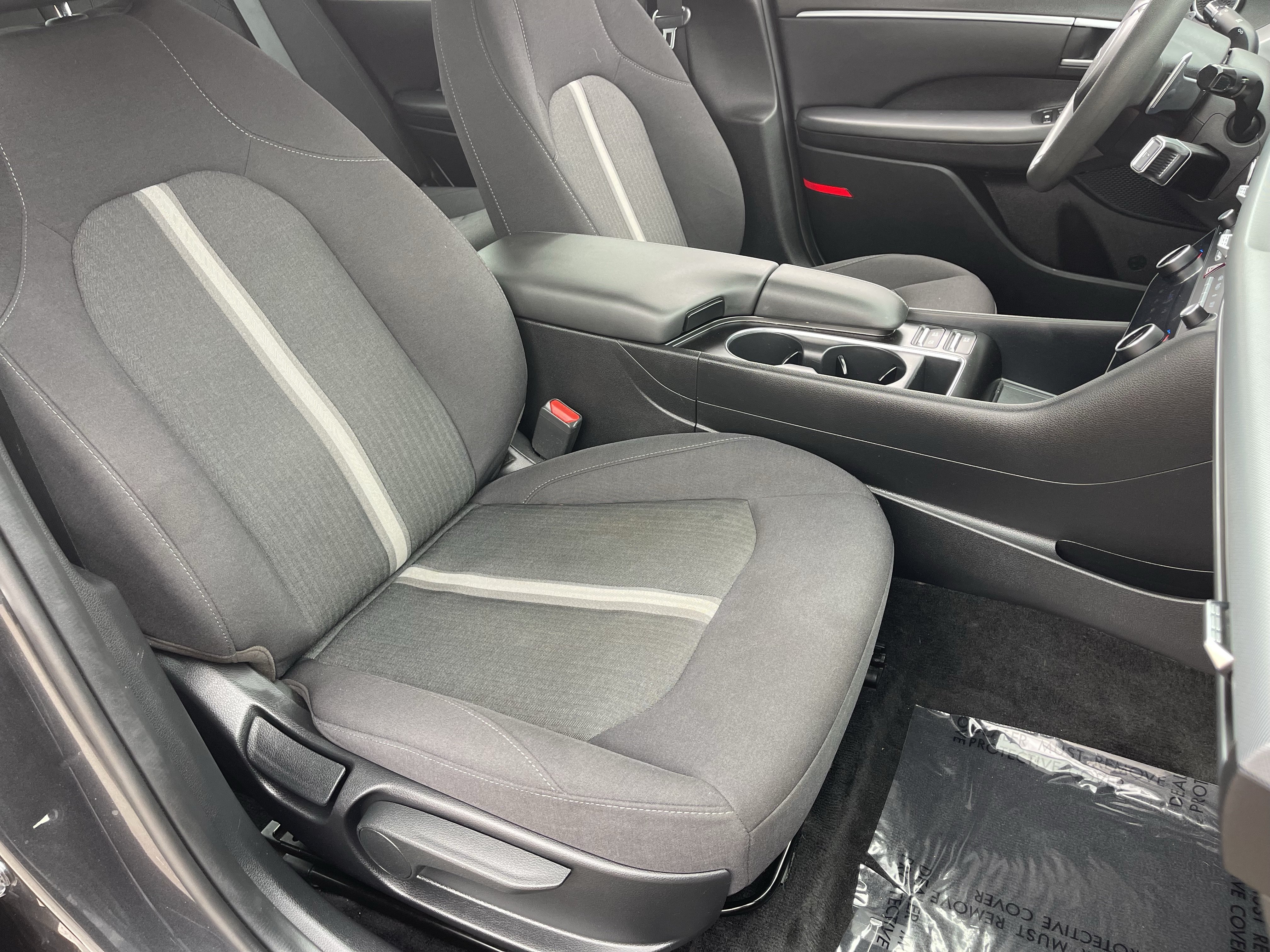 Used 2025 Hyundai Sonata SEL FWD image 8