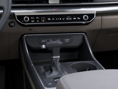 New 2026 Kia Carnival FWD image 19