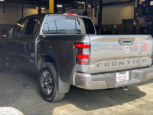 Used 2026 Nissan Frontier SV w/ All-Weather Content Package AWD/4WD image 4