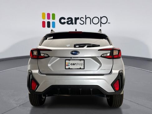 Used 2025 Subaru Crosstrek 2.0i Premium image 4
