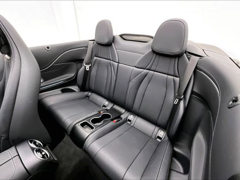 Used 2026 Mercedes-Benz CLE 300 4MATIC Cabriolet image 17