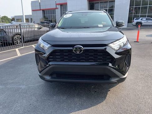 Certified 2025 Toyota RAV4 LE AWD/4WD image 3