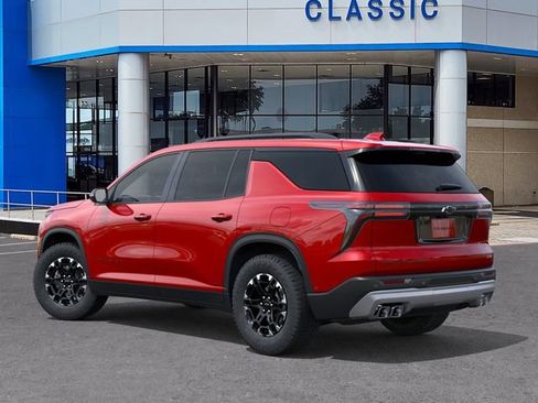 New 2027 Chevrolet Traverse Z71 w/ Enhanced Driving Package AWD/4WD image 3