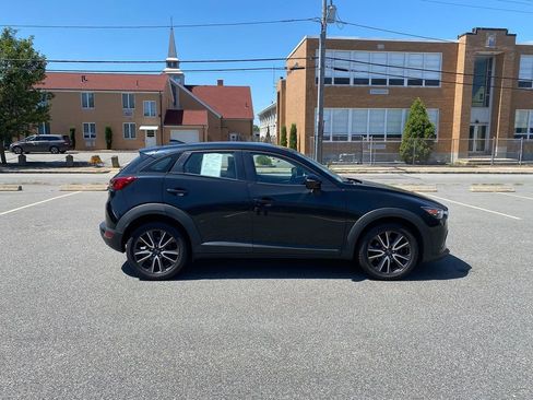 Used 2017 MAZDA CX-3 Touring image 4