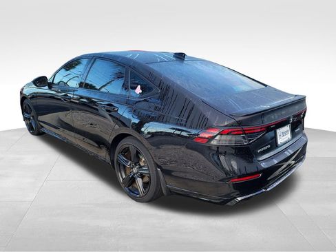 Used 2023 Honda Accord Sport image 15