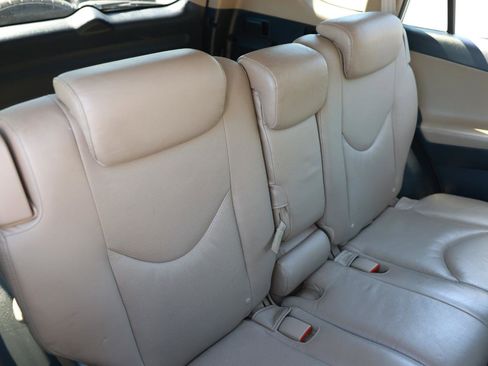 Used 2010 Toyota RAV4 Limited image 14