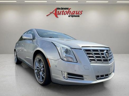 Used 2017 Cadillac XTS Luxury FWD image 1