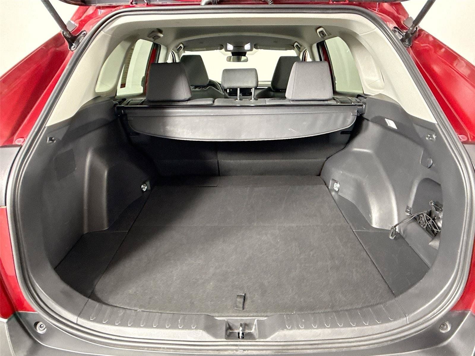 Certified 2025 Toyota RAV4 XLE FWD image 38