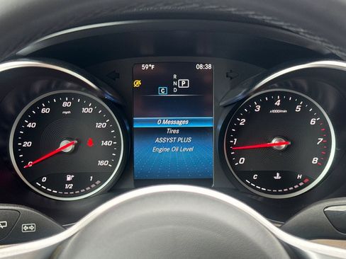 Used 2022 Mercedes-Benz GLC 300 4MATIC image 16