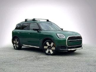 Certified 2025 MINI Cooper Countryman S video 2