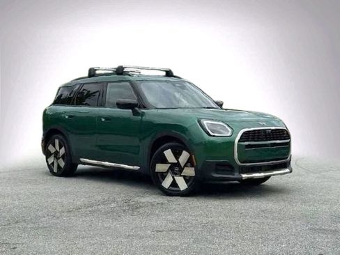 Certified 2025 MINI Cooper Countryman S image 2