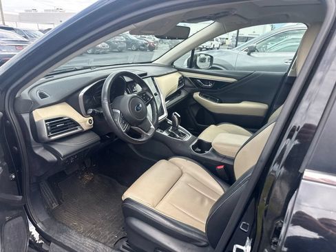 Used 2023 Subaru Outback Limited AWD/4WD image 9