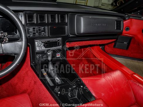 Used 1986 Chevrolet Corvette Convertible image 76