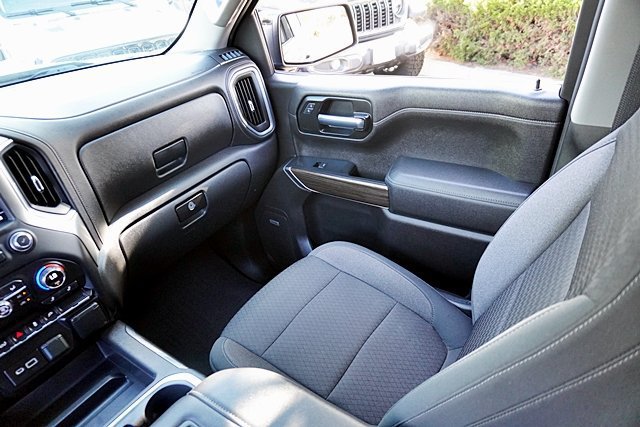 Used 2021 Chevrolet Silverado 1500 RST w/ Convenience Package II RWD image 33