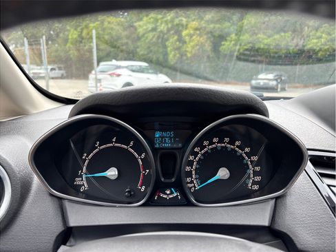 Used 2016 Ford Fiesta SE w/ Equipment Group 201A FWD image 18