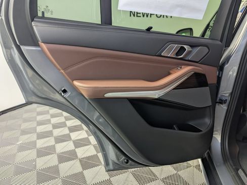 New 2026 BMW X5 xDrive40i w/ Premium Package AWD/4WD image 17