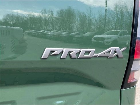 Used 2023 Nissan Frontier PRO-4X w/ Pro Convenience Package AWD/4WD image 27