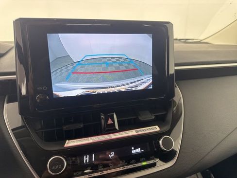 Used 2024 Toyota Corolla LE image 40