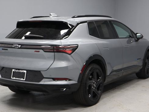 Used 2025 Chevrolet Equinox EV RS image 10