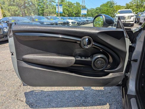 Used 2016 MINI Cooper S FWD image 11