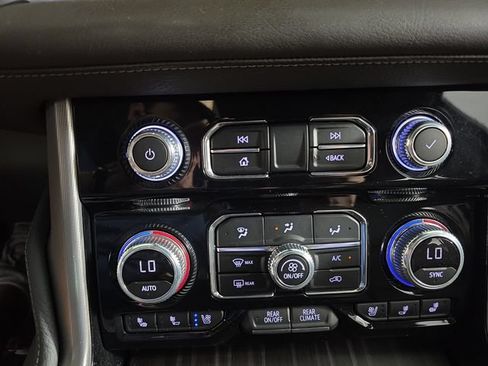 Certified 2022 GMC Yukon Denali AWD/4WD image 20