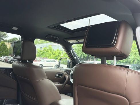 Used 2023 Nissan Armada Platinum w/ Captain's Chairs Package AWD/4WD image 18