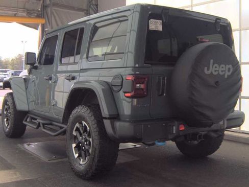 Used 2024 Jeep Wrangler Unlimited Rubicon 4xe AWD/4WD image 7