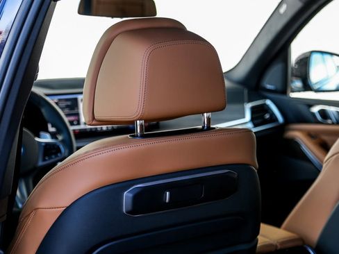 New 2026 BMW X5 xDrive50e w/ Executive Package image 22