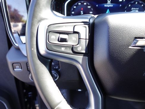 Used 2023 Chevrolet Silverado 1500 LT AWD/4WD image 47